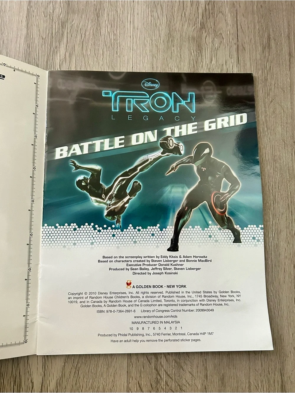 Disney TRON Legacy Battle on the Grid Sticker Book Glow in the Dark 40+ Stickers
